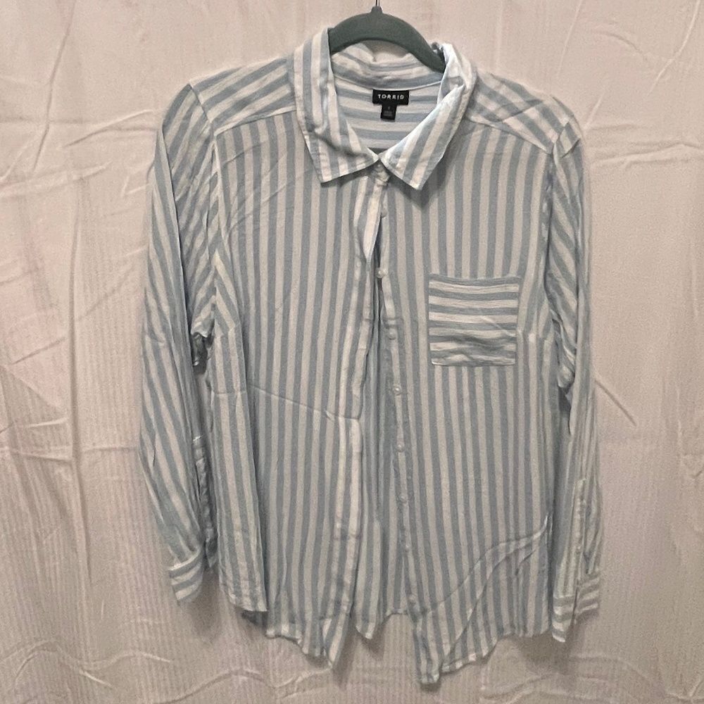 Torrid- Blue & White Striped Button Down Shirt w/ Pocket - Size 1